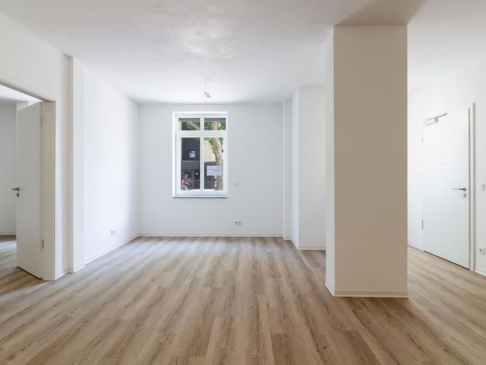 Erstbezug- Schöne Erdgeschoßwohnung in zentraler Lage Trier, Paulinstraße – Foto 1