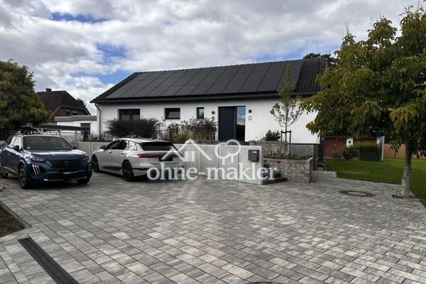Modernes Einfamilienhaus in Feldrandlage