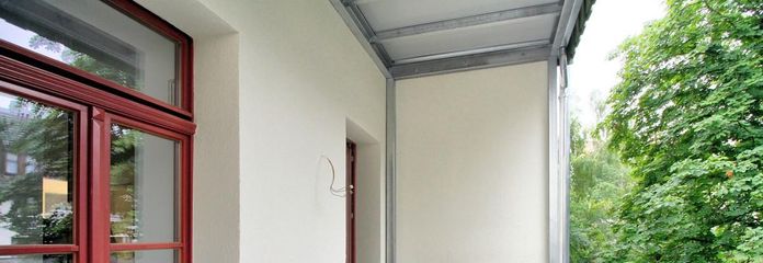 Büyük balkonlu ve lüks ankastre mutfaklı, tamamen yenilenmiş 2 odalı kiralık daire