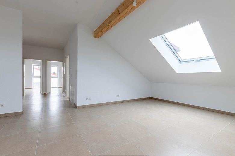 Charmante 4-Zimmer-Neubauwohnung (DG) in Höchst-Hummetroth – M739-2512-17