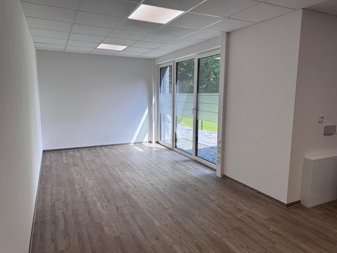 Büro- u. Praxisflächen im TaT Themenpark, repräsentativ, modern, zentral inkl. Parkplätze – Haus Novum Büro