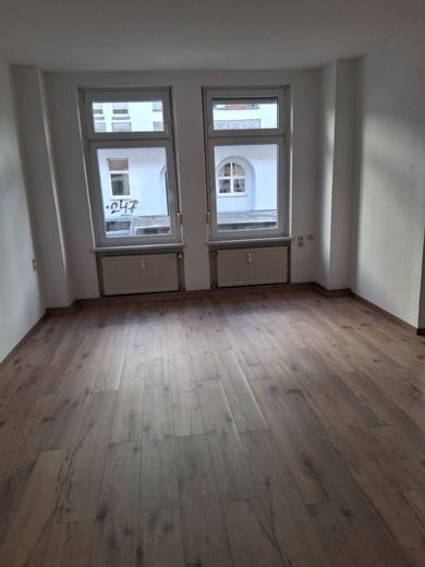 Neu sanierte 3-R-Wohnung In MD.Stadtfeld Ost 104 im  EG. mit BLK. zu vermieten – Schlafzimmer