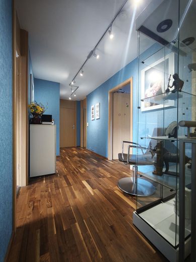 Provisionsfreie Maisonette- Wohnung mit Garten mitten in Hanau – Flur OG