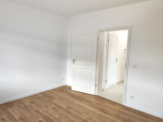 Wohnzimmer, Flurblick