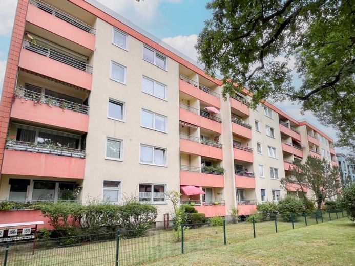 Ihr neues Zuhause nach eigenen Vorstellungen – 2,5 Zimmer mit Südbalkon & Pkw-Stellplatz – Foto 1