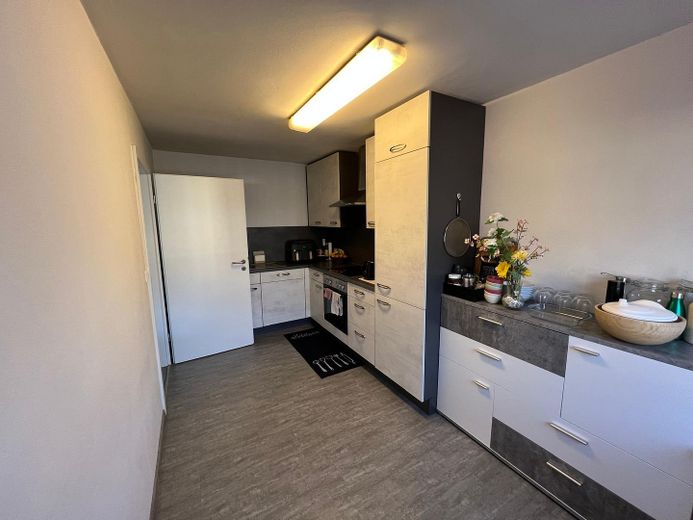 mooie 2-kamerwoning in kleinschalig wooncomplex, vlak bij het centraal station/busstation en de HfWU – Foto 2