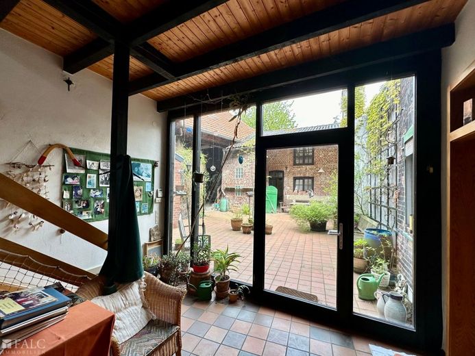 I will always love you – Blick in Innenhof