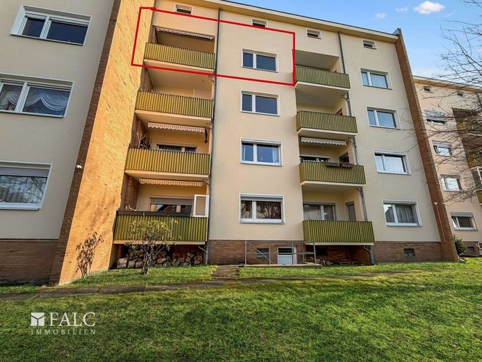 Vahrenwald- piso de 3 habitaciones con balcón en el 3er piso con bonita vista (sin ascensor) – Lage der Wohnung im 3. OG