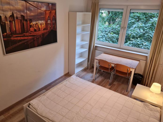 Renditestarke 3 Zimmer-Wohnung mit Balkon in einer sehr guten Lage zu verkaufen – Foto 11