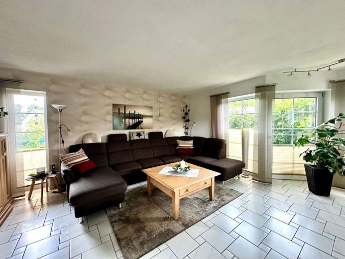 Ein Zuhause zum Wohlfühlen - Tolles Architektenhaus in bester Lage von Himmelpforten – Wohn- und Esszimmer EG