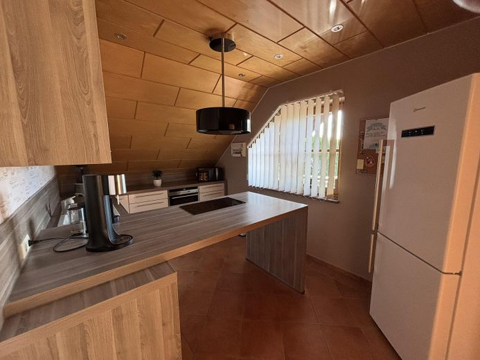 Versatile space wonder in a quiet prime location: your new home or a smart investment! – DG Küche
