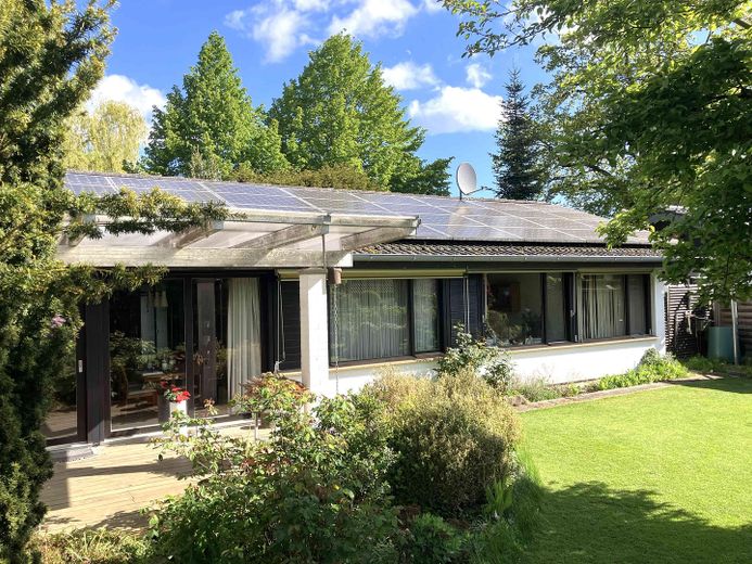 Сонячний бунгало в «Травемюндер Вінкель» – Gartenseite mit Terrasse