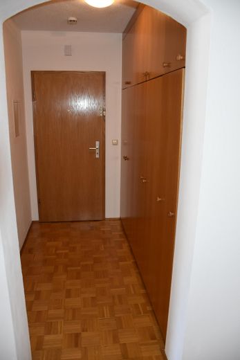 3 1/2 Zimmer Wohnung in zentraler Lage von Simbach am Inn mit neuem Badezimmer – Flur