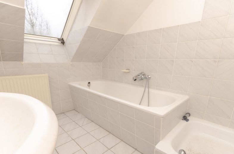 Badezimmer im OG