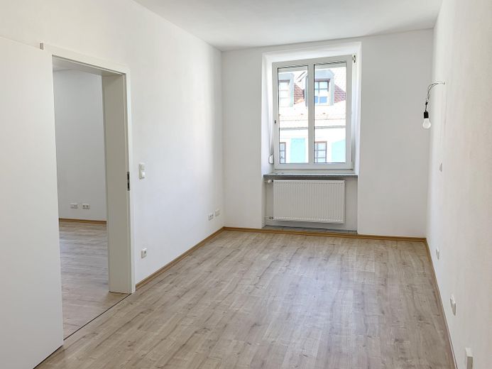 Sanierte 3-Zi Altbauwohnung in Straubing - Kernstadt (7012) – Küche Essbereich