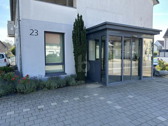 ANCIENNE BANQUE : REPRÉSENTATIVE & FLEXIBLE – Photo 1