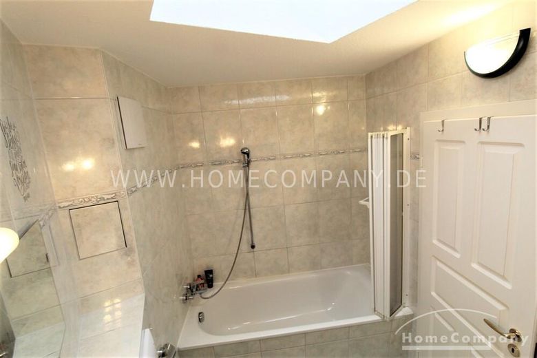 Dresden-Kleinzschachwitz'de en fazla 2 kişi için mobilyalı/eşyalı 3 odalı çatı katı dairesi – 2d7dfb30d760b527770e2e58515443317b58b2bb.jpg