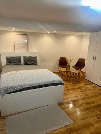 Partyraum - Gästezimmer Keller