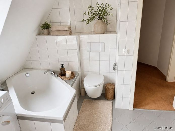 außergewöhnliche Turmwohnung in
Fürstenfeldbruck – WC