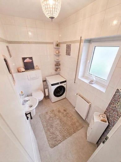 Без комиссии: ухоженная двухквартирная вилла | 126 м² | участок 715 м² – Фото 11