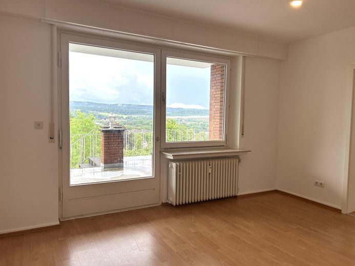 Wieder verfügbar: Große 3-Zimmerwohnung mit traumhaftem Ausblick in Alfelder Bestlage – Esszimmer