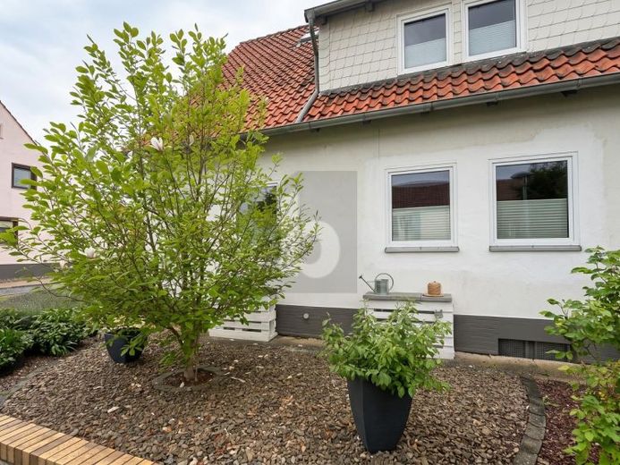 MODERNES ZUHAUSE IN GEPFLEGTEM ZUSTAND – Foto 1