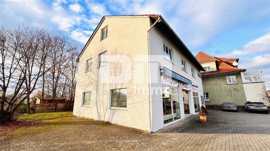 (R)eserviert!Laden-/Büro-/Lagerkomplex 
mit 300 m² Nutzfläche und Parkflächen – Seitenansicht