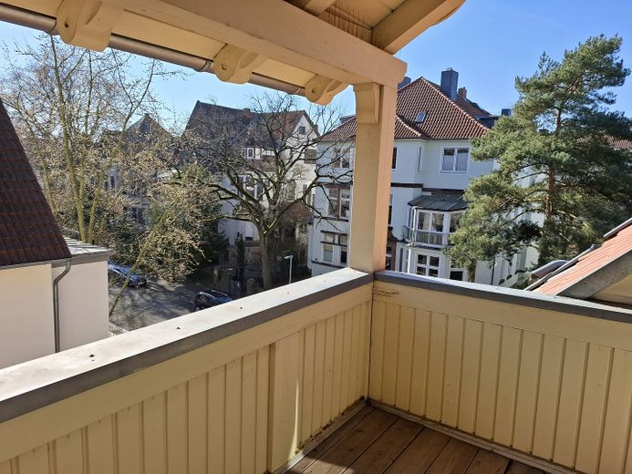 Exklusive Bürofläche in repräsentativer Stadtvilla zur Miete – Direkt an der Eilenriede in Hannover – Balkon Süd-Westen