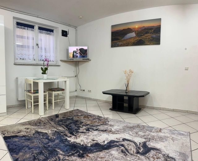 Modern Apartment mit Küche und Möbel in beste Lage – Foto 6