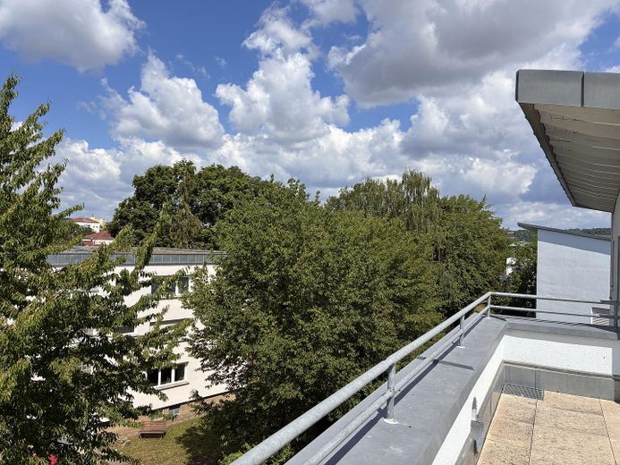 Vollsanierte Dachterrassen-Maisonette Wohnung in Regensburger Bestlage – von Dachterrasse