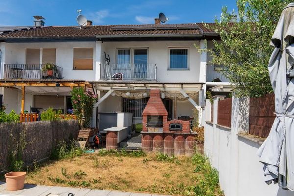 RUHELAGE, POOL & KURZE WEGE ZUR CITY