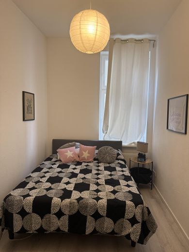 Neu: Möblierte  2 Zi-Whg. wieder verfügbar. – Schlafzimmer
