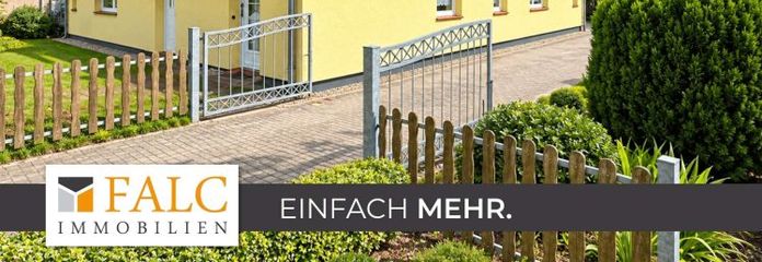 ***Charmantes Zweifamilienhaus mit zwei separaten Wohneinheiten und großem Garten***