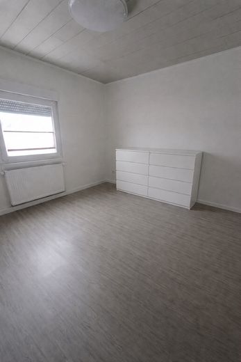 Apartamento de 4 habitaciones – tranquilo y céntrico en Rüsselsheim am Main – Photo 12