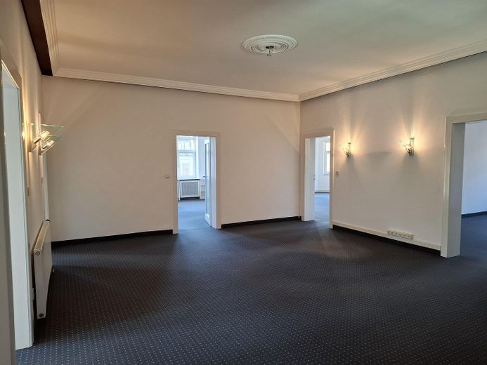 Exklusive Bürofläche in repräsentativer Stadtvilla zur Miete – Direkt an der Eilenriede in Hannover – Eingangsbereich