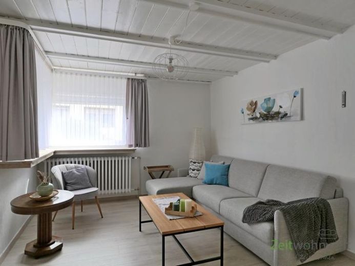 (EF1017_M) Kassel-Stadt: Nord-Holland, kleines, möbliertes Wohnhaus mit Terrasse und Grundstück, Grundreinigung inkl. – Foto 1