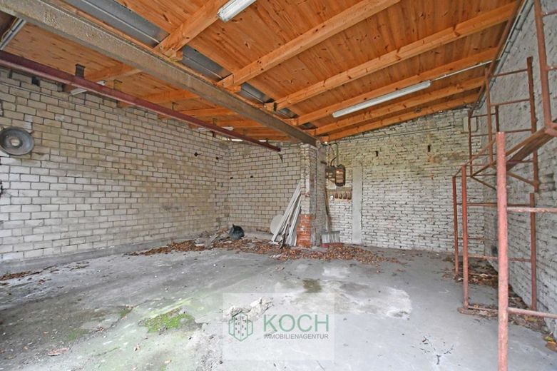 Gewerbefläche (Werkstatt/Büro/Lager) in zentraler Lage (Elbinger Platz) – Carport