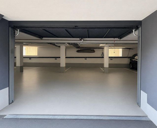 Exklusive 4-Zimmer-Penthouse-Wohnung in der Stadtmitte Offenburg – Tiefgarageneinfahrt