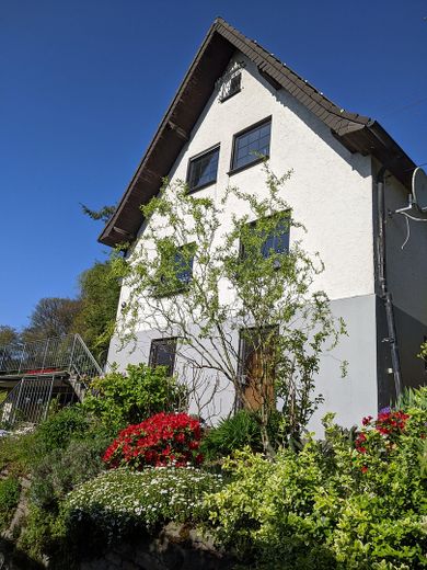 Autarkes Wohlfühlhaus – 02 Hausansicht
