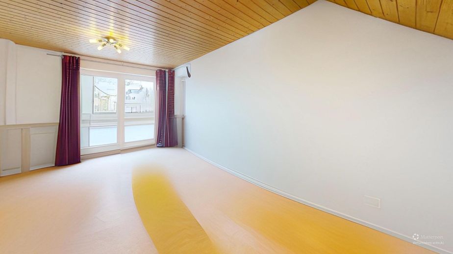 Großzügige Eigentumswohnung mit bis zu 6 nutzbaren Zimmern, 2 Balkonen und TG-Stellplatz – Foto 5