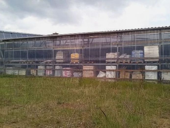 6,643 m² commercial plot with builders' merchant in Grabow - commercial property with expansion potential – Foto 1