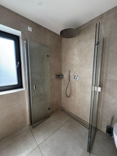 شقة عصرية للإيجار في فالدبرول - Kaiserstraße 41c – Badezimmer