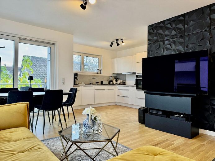 Küche und Essbereich