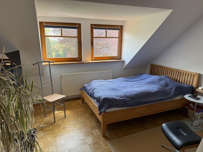 Schlafzimmer 1