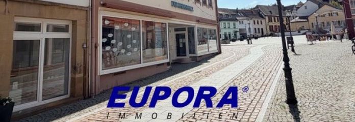 EUPORA® Immobilien: Edificio residencial/comercial bien cuidado en el casco antiguo de Kirchheimbolanden.