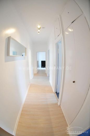 Helle 3-Zimmer-Wohnung mit Balkon in Berlin Wilmersdorf, möbliert – 3bc9a78bed1547219de40fd931272377e745e618.jpg