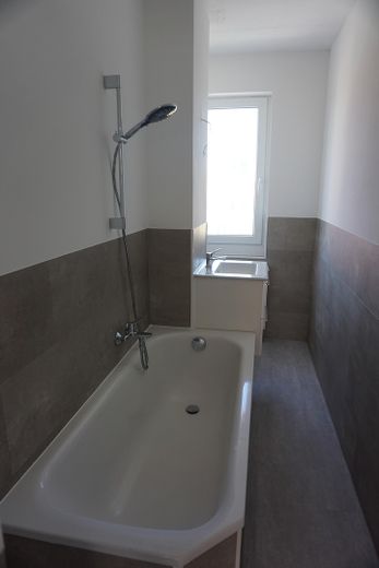 TOP Kapitalanlage mit 8,2% Mietrendite – Badezimmer