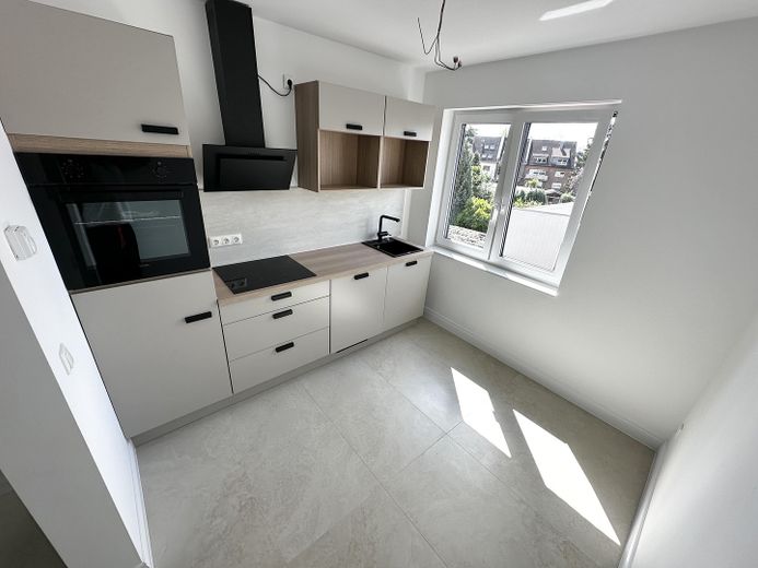 Appartamento di alta qualità di 55 m², standard di nuova costruzione, prima occupazione, completamente ristrutturato, riscaldamento a pavimento – Foto 8
