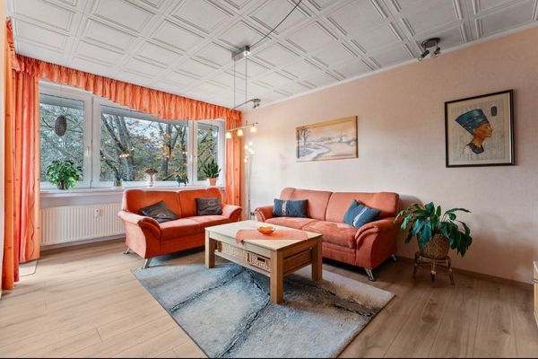 Charmante 3 Zimmer Wohnung mit Balkon
