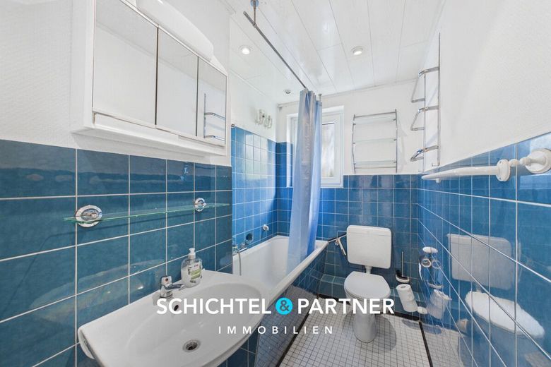 Burglesum | Sofort bezugsfreie 3-Zimmer-Wohnung mit Süd-Balkon – S&amp;P | Badezimmer